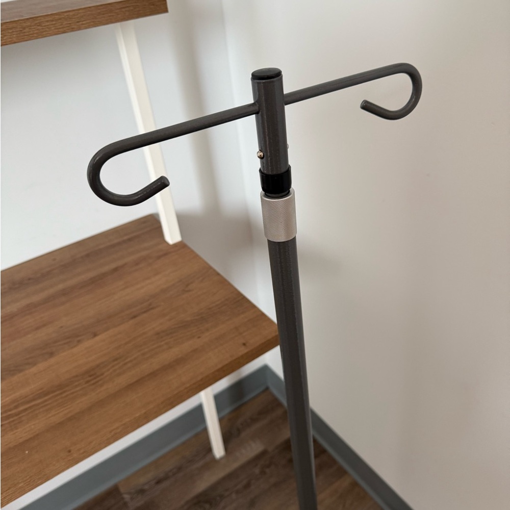 Gray Metal IV rolling pole - Picture 3 of 3
